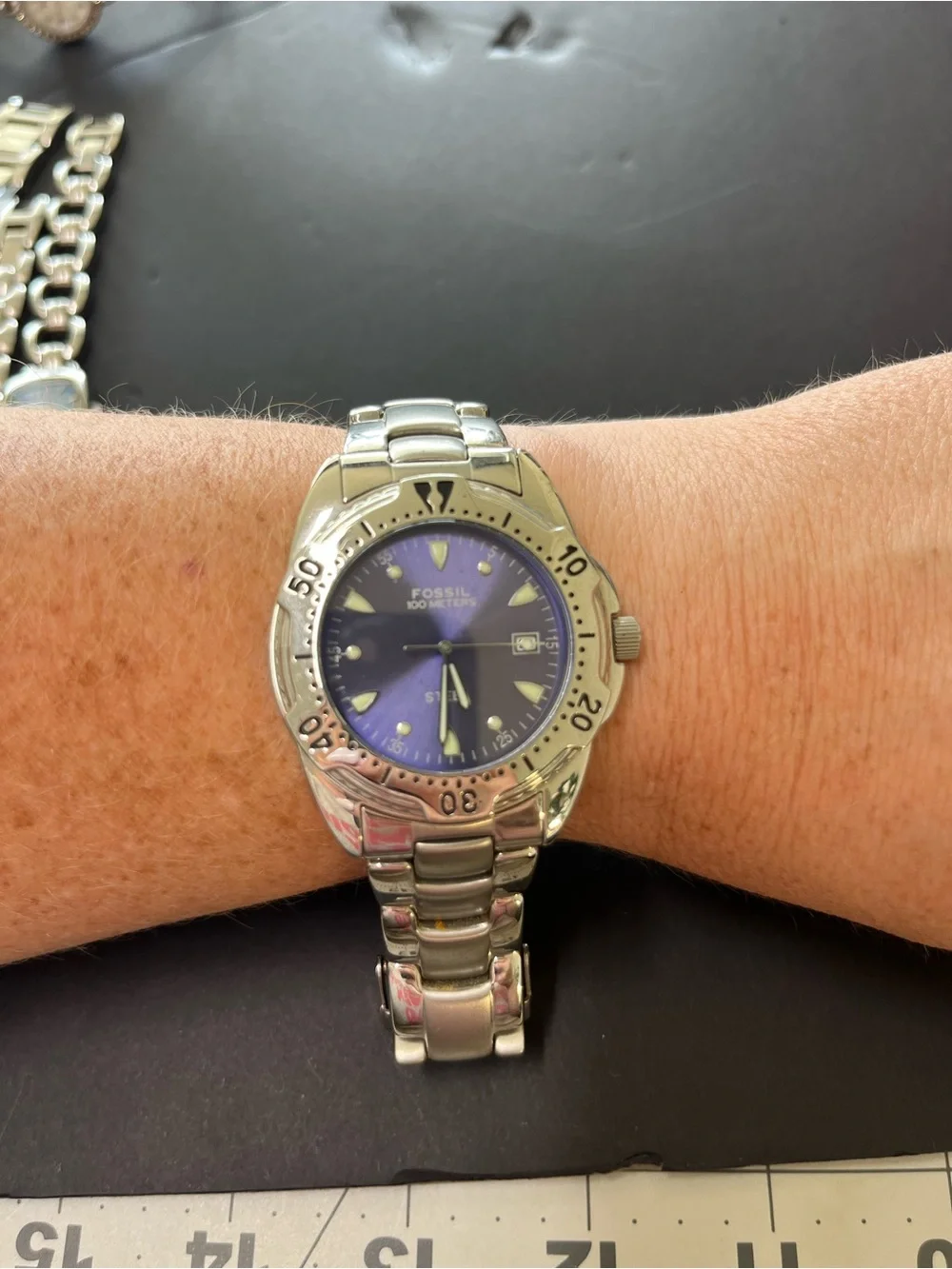 Fossil stainless steel